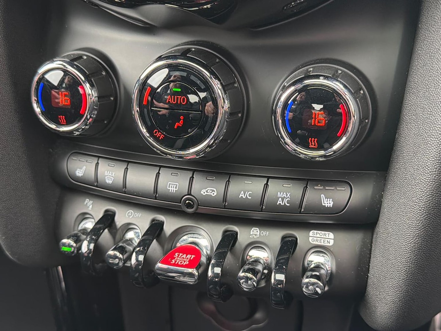 Used MINI Hatch 2023 for sale - 76347052: Photo 12