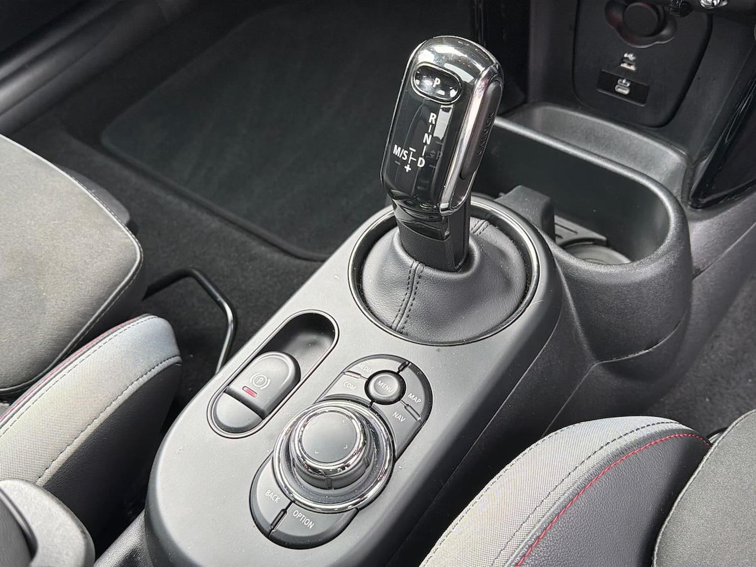 Used MINI Hatch 2023 for sale - 76347052: Photo 13