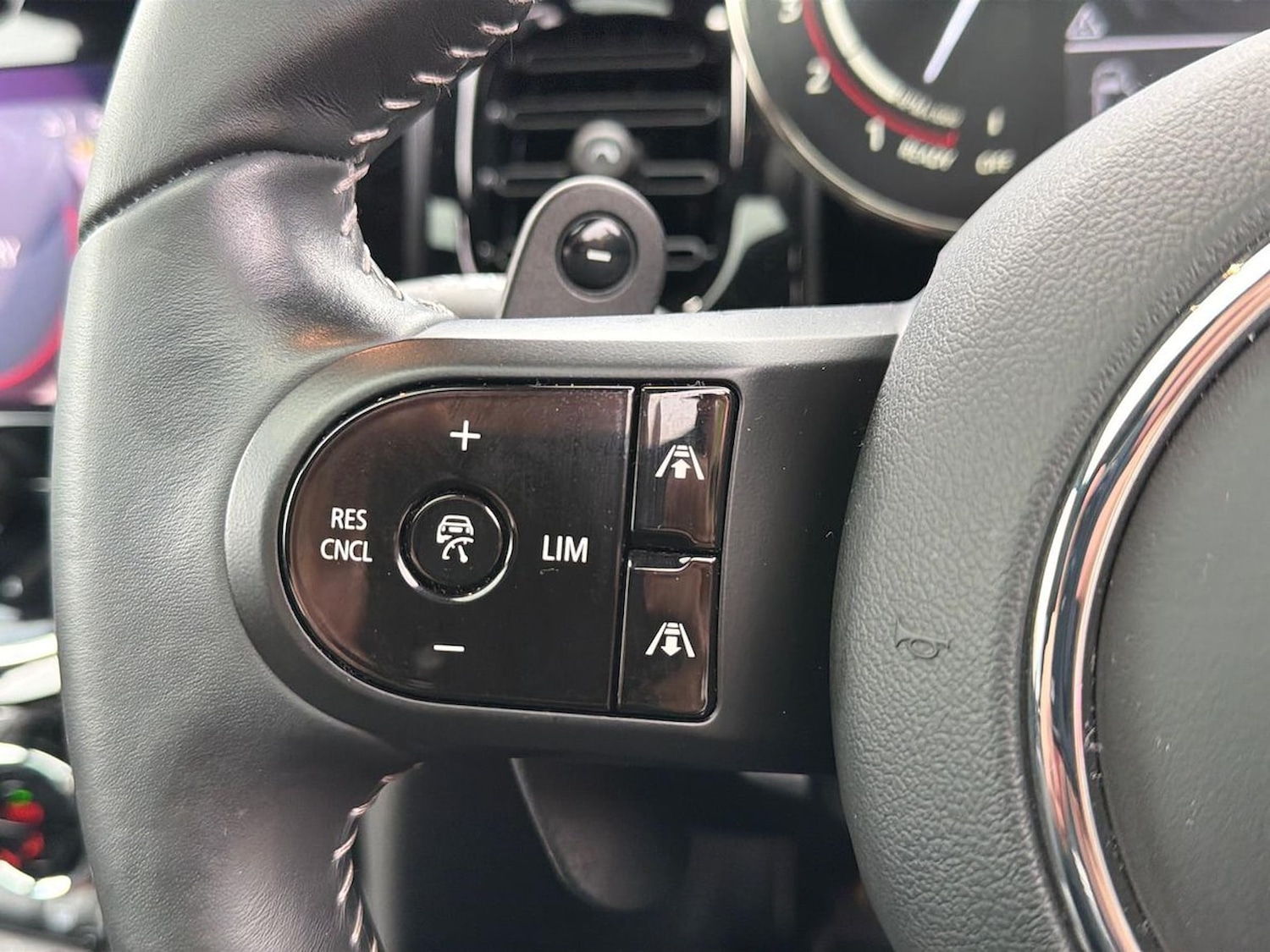 Used MINI Hatch 2023 for sale - 76347052: Photo 25