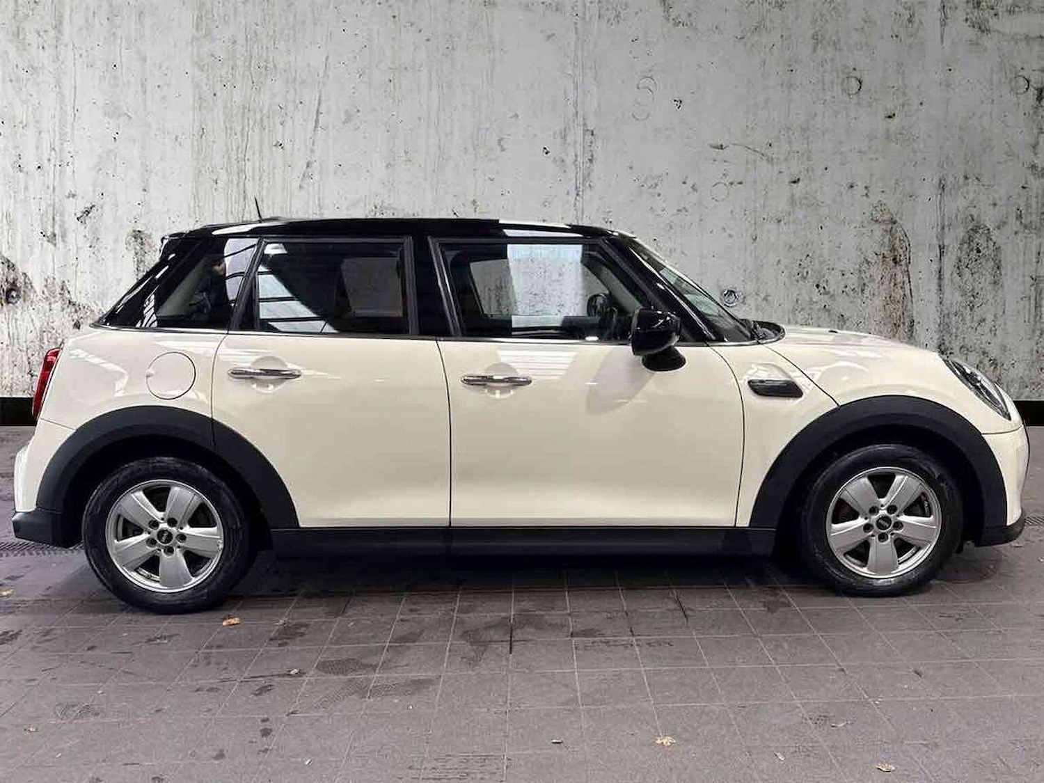 Used MINI Hatch 2022 for sale - 76596466: Photo 3