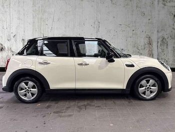 Used MINI Hatch 2022 for sale - 76596466: Photo