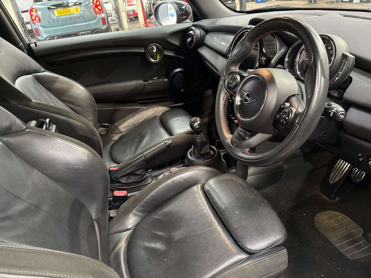 Used MINI Hatch 2020 for sale - 77590351: Photo 21