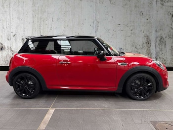 Used MINI Hatch 2020 for sale - 77590351: Photo