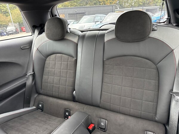 Used MINI Hatch 2021 for sale - 75999626: Photo 17