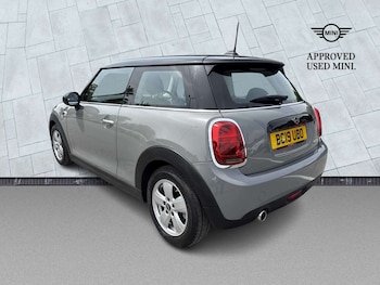 Used MINI Hatch 2019 for sale - 78905022: Photo