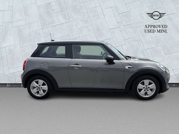 Used MINI Hatch 2019 for sale - 78905022: Photo