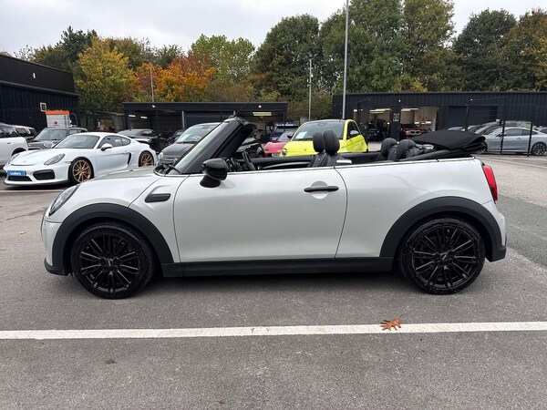 Used MINI Convertible 2022 for sale - 76273468: Photo 19