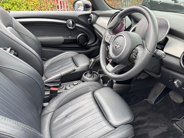 Used MINI Convertible 2022 for sale - 76273468: Photo 21