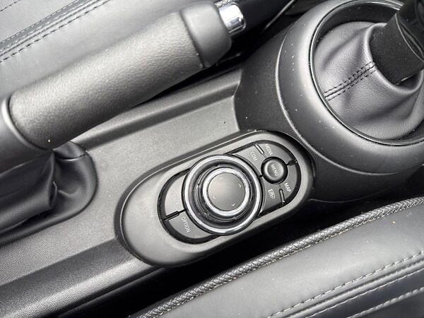 Used MINI Convertible 2022 for sale - 76273468: Photo 22