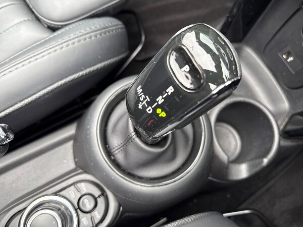 Used MINI Convertible 2022 for sale - 76273468: Photo 23