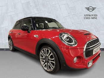 MINI Hatch feature image