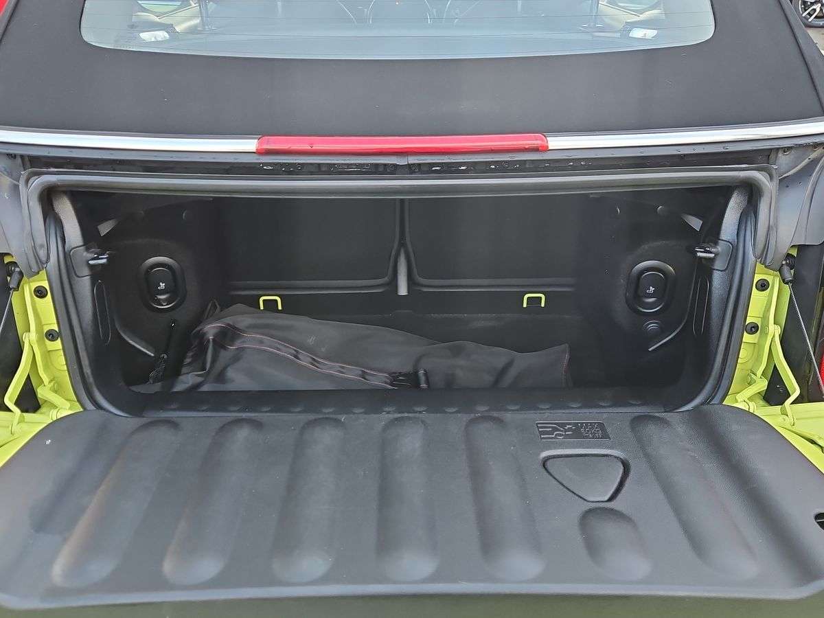 Used MINI Convertible 2023 for sale - 77980054: Photo 16
