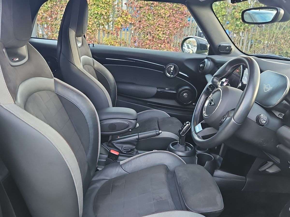 Used MINI Convertible 2023 for sale - 77980054: Photo 20