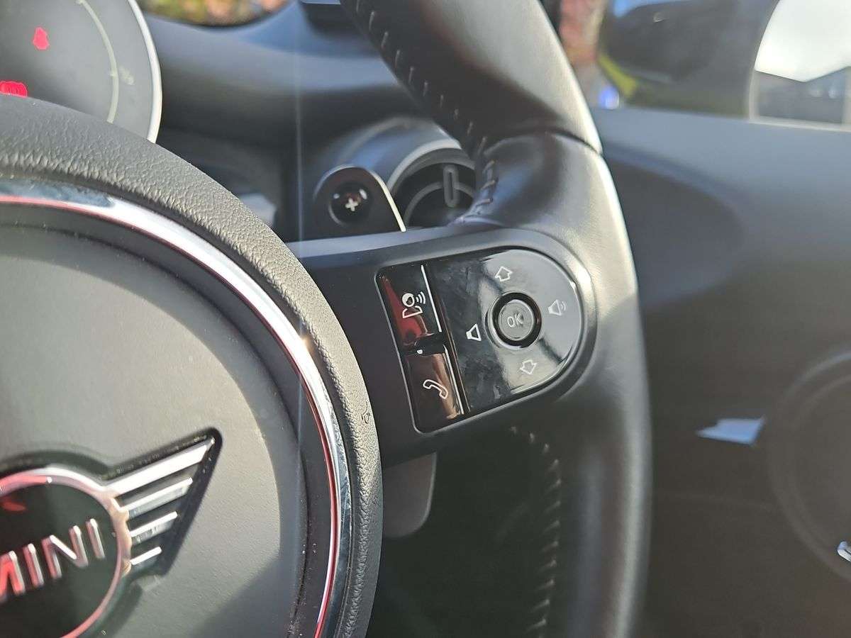 Used MINI Convertible 2023 for sale - 77980054: Photo 25