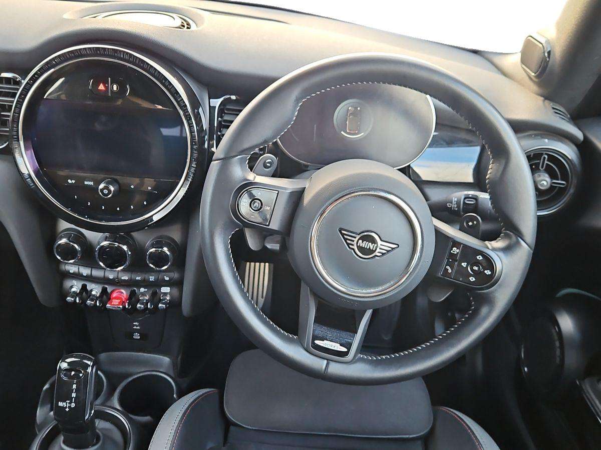 Used MINI Convertible 2023 for sale - 77980054: Photo 8