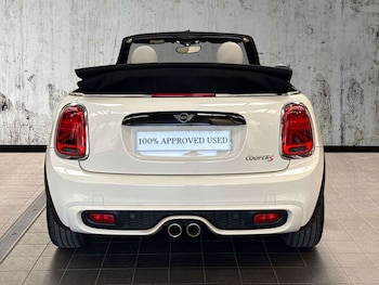 Used MINI Convertible 2018 for sale - 78353374: Photo