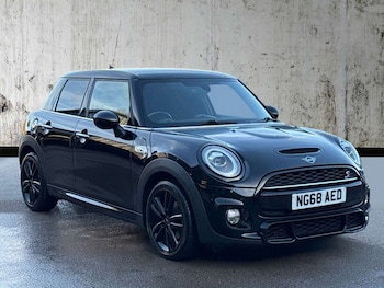 Used MINI Hatch 2019 for sale - 78131826: Photo