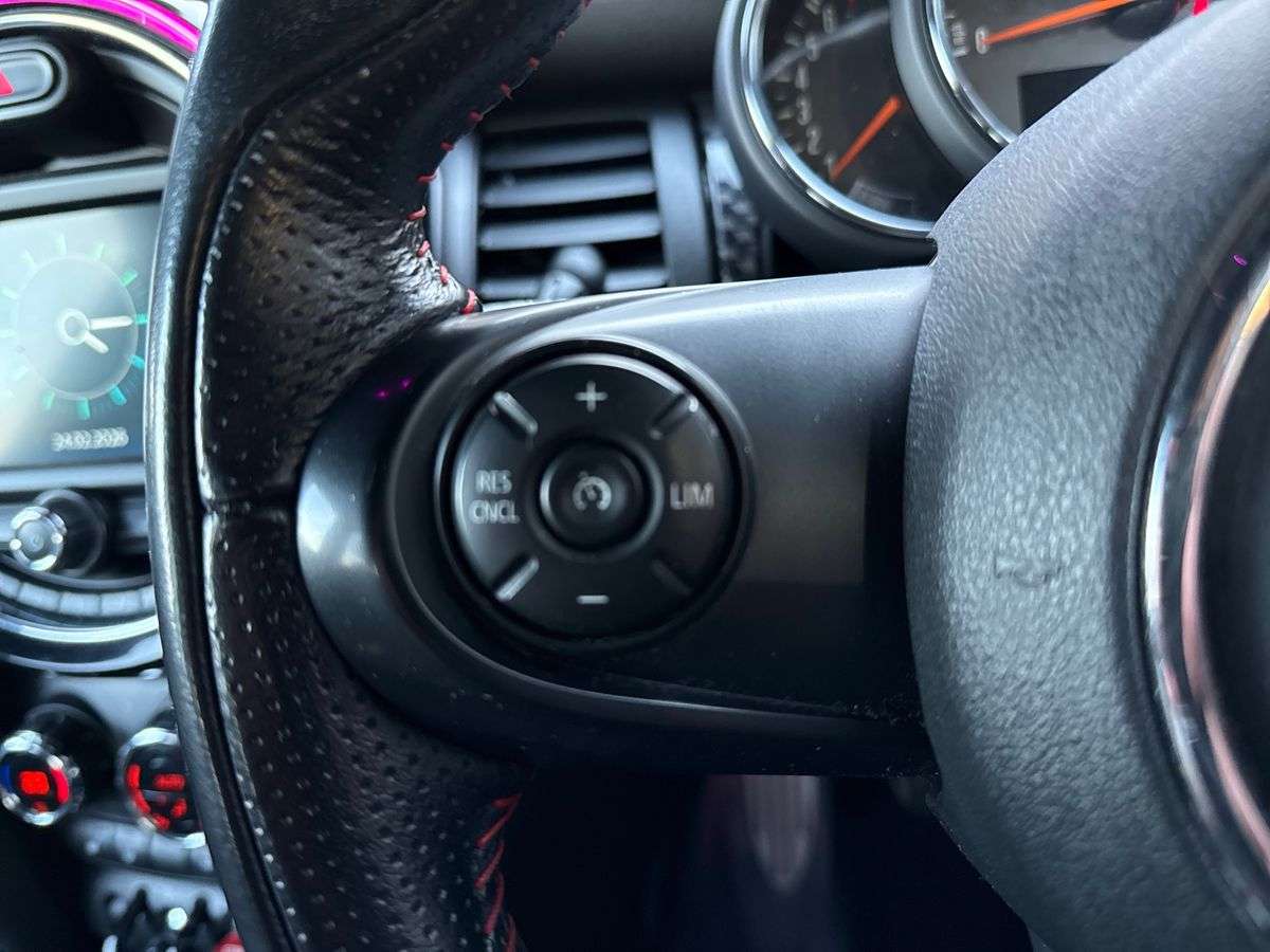 Used MINI Hatch 2019 for sale - 78131826: Photo 25