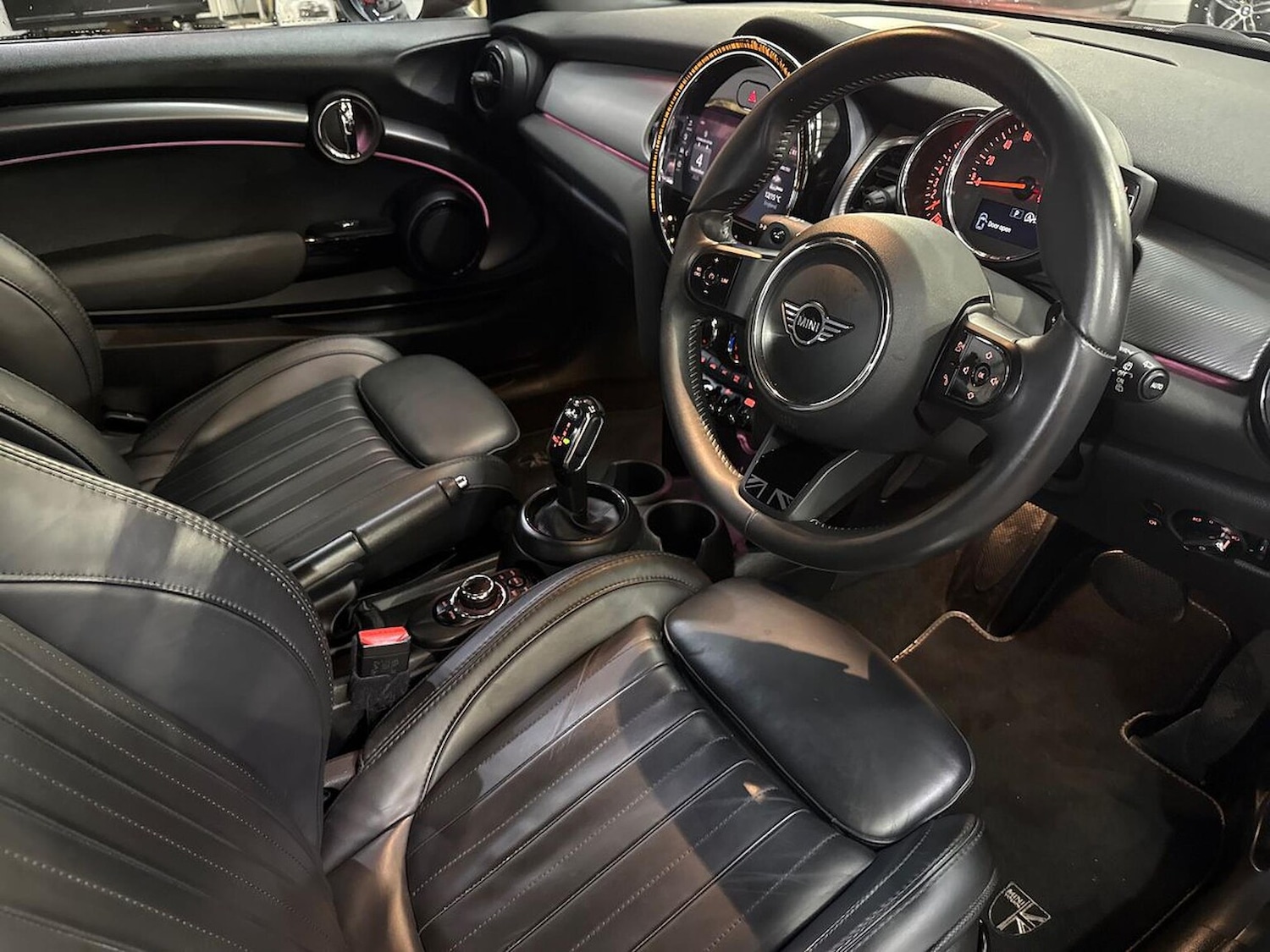 Used MINI Hatch 2022 for sale - 76471100: Photo 21