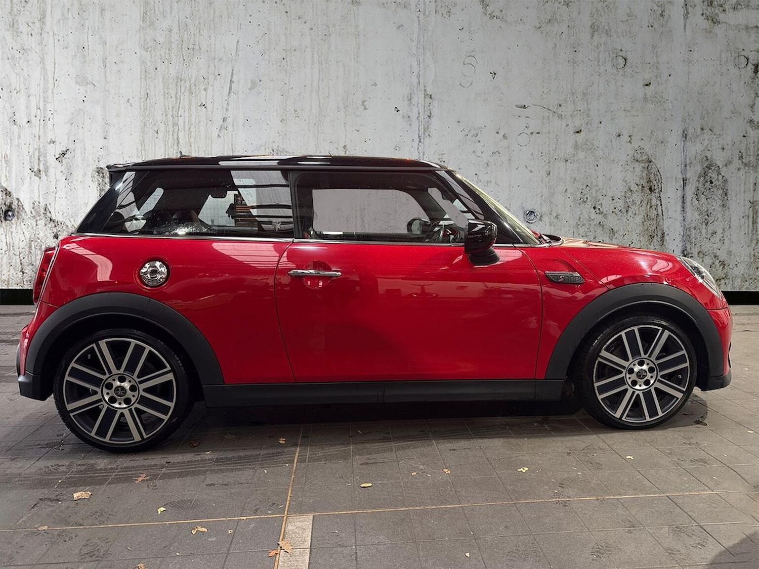 Used MINI Hatch 2022 for sale - 76471100: Photo 3