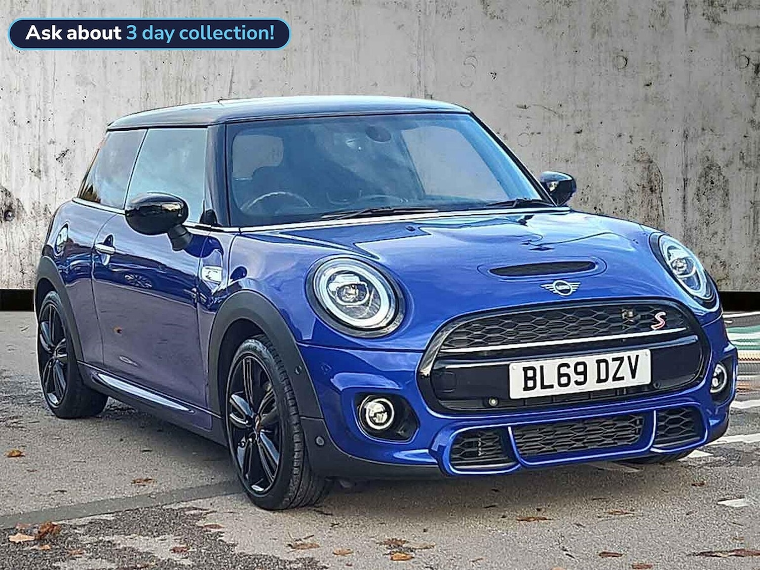Used MINI Hatch 2019 for sale - 76490701: Photo 1