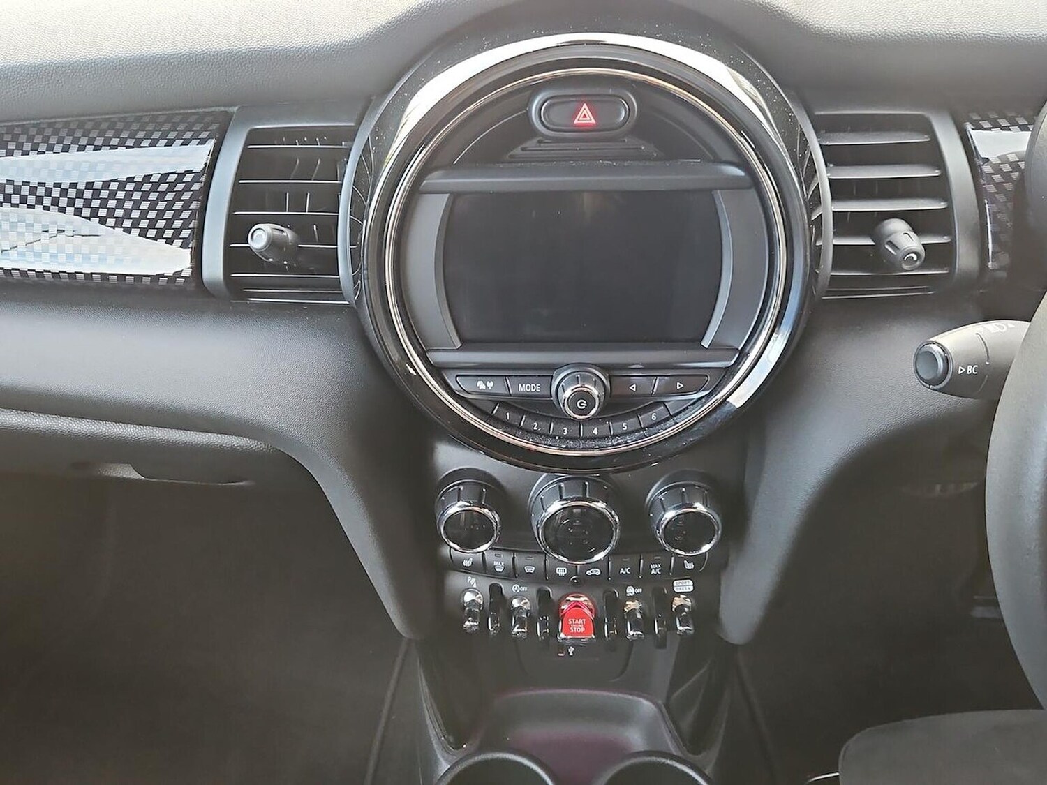 Used MINI Hatch 2019 for sale - 76490701: Photo 11