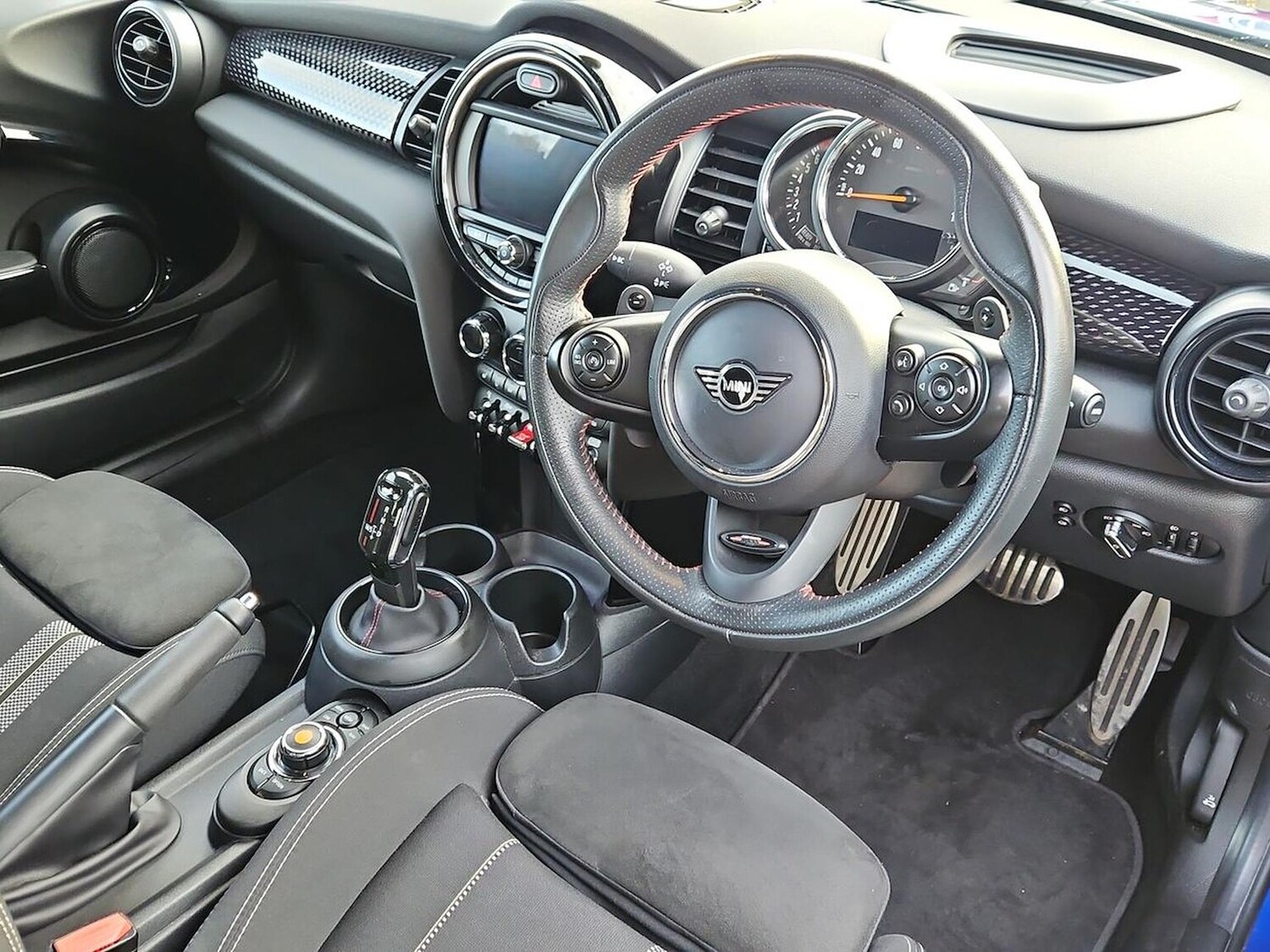 Used MINI Hatch 2019 for sale - 76490701: Photo 15