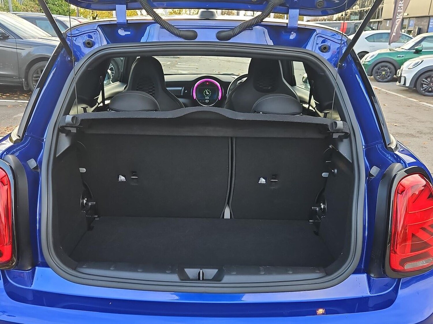 Used MINI Hatch 2019 for sale - 76490701: Photo 17