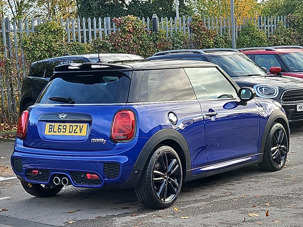Used MINI Hatch 2019 for sale - 76490701: Photo 18