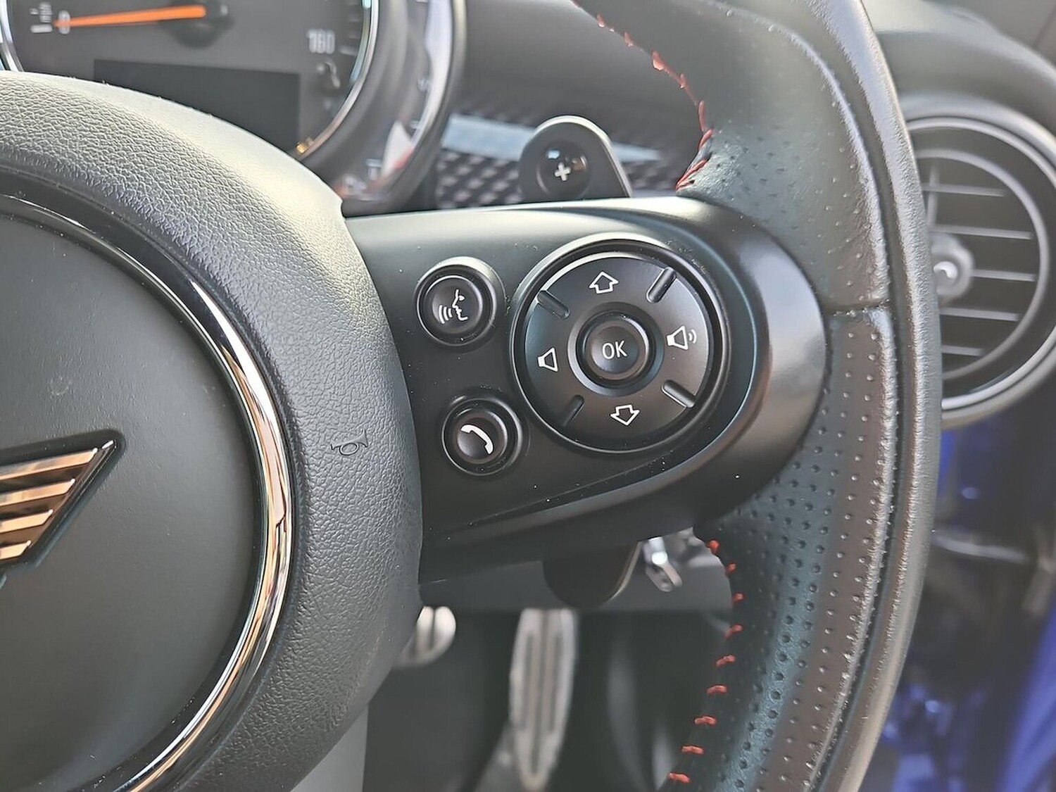 Used MINI Hatch 2019 for sale - 76490701: Photo 26