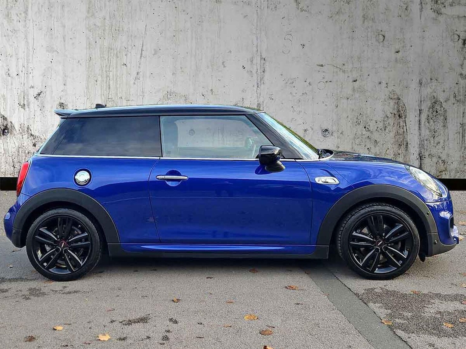 Used MINI Hatch 2019 for sale - 76490701: Photo 3