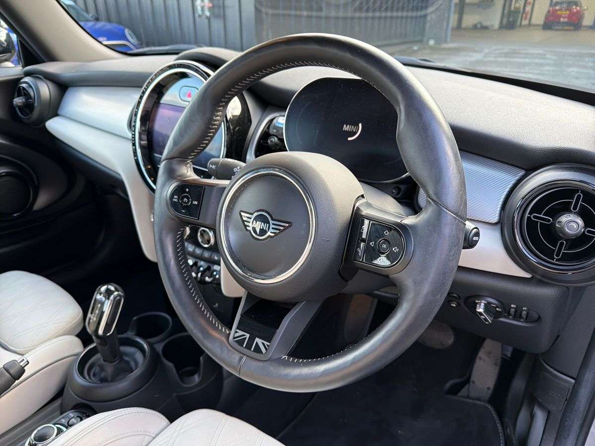 Used MINI Hatch 2021 for sale - 78210218: Photo 15