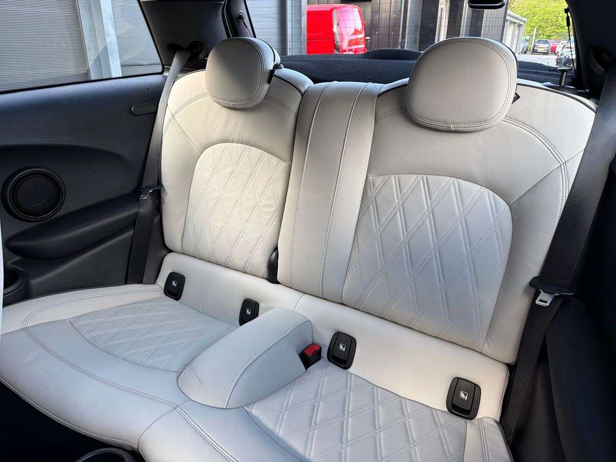 Used MINI Hatch 2021 for sale - 78210218: Photo 16