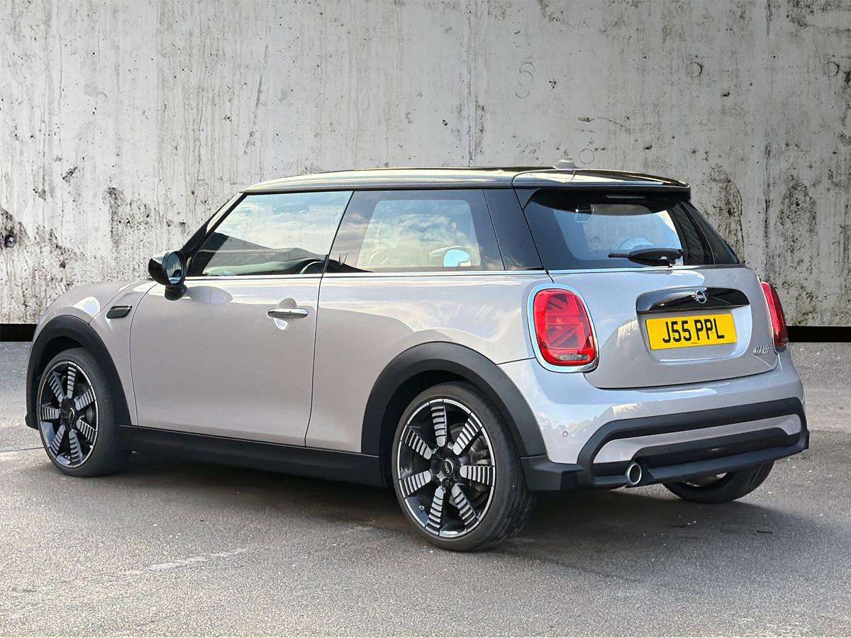 Used MINI Hatch 2021 for sale - 78210218: Photo 2