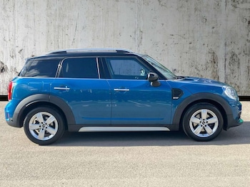Used MINI Countryman 2018 for sale - 76596172: Photo