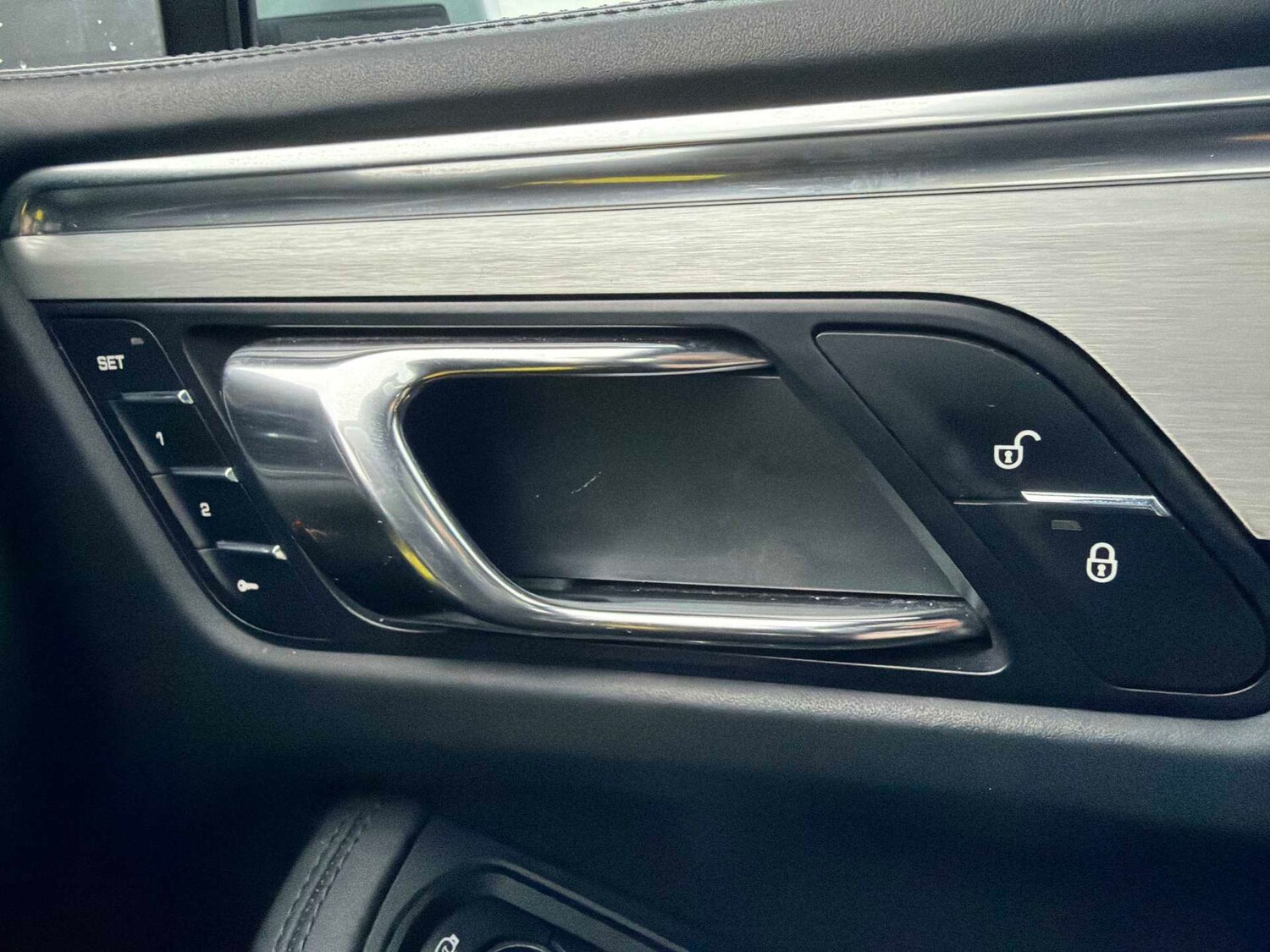 Used Porsche Macan 2015 for sale - 77517763: Photo 32