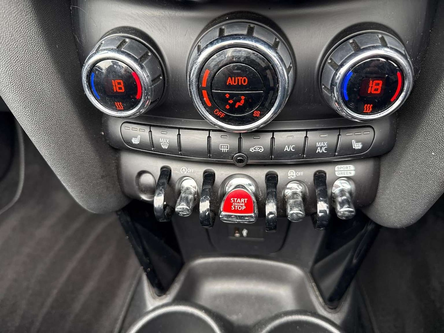 Used MINI Convertible 2022 for sale - 76596260: Photo 12