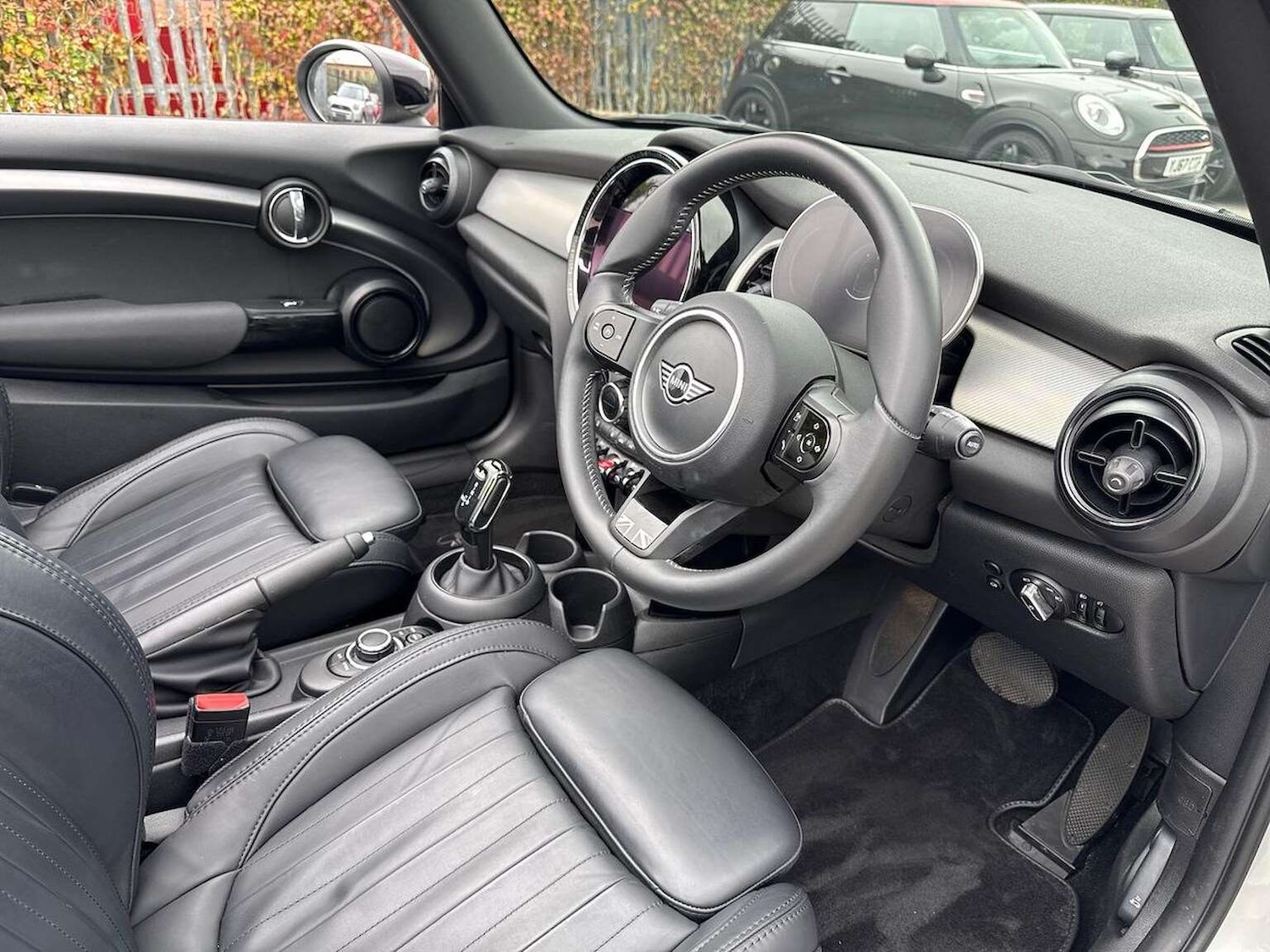 Used MINI Convertible 2022 for sale - 76596260: Photo 15