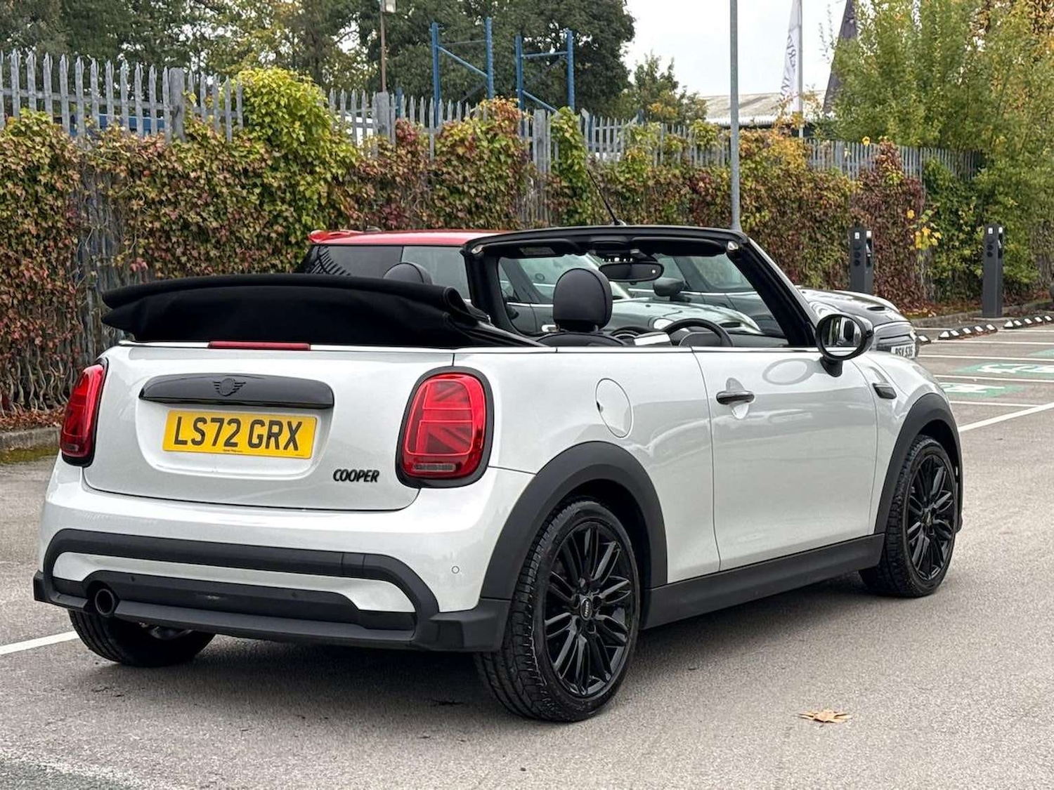Used MINI Convertible 2022 for sale - 76596260: Photo 18