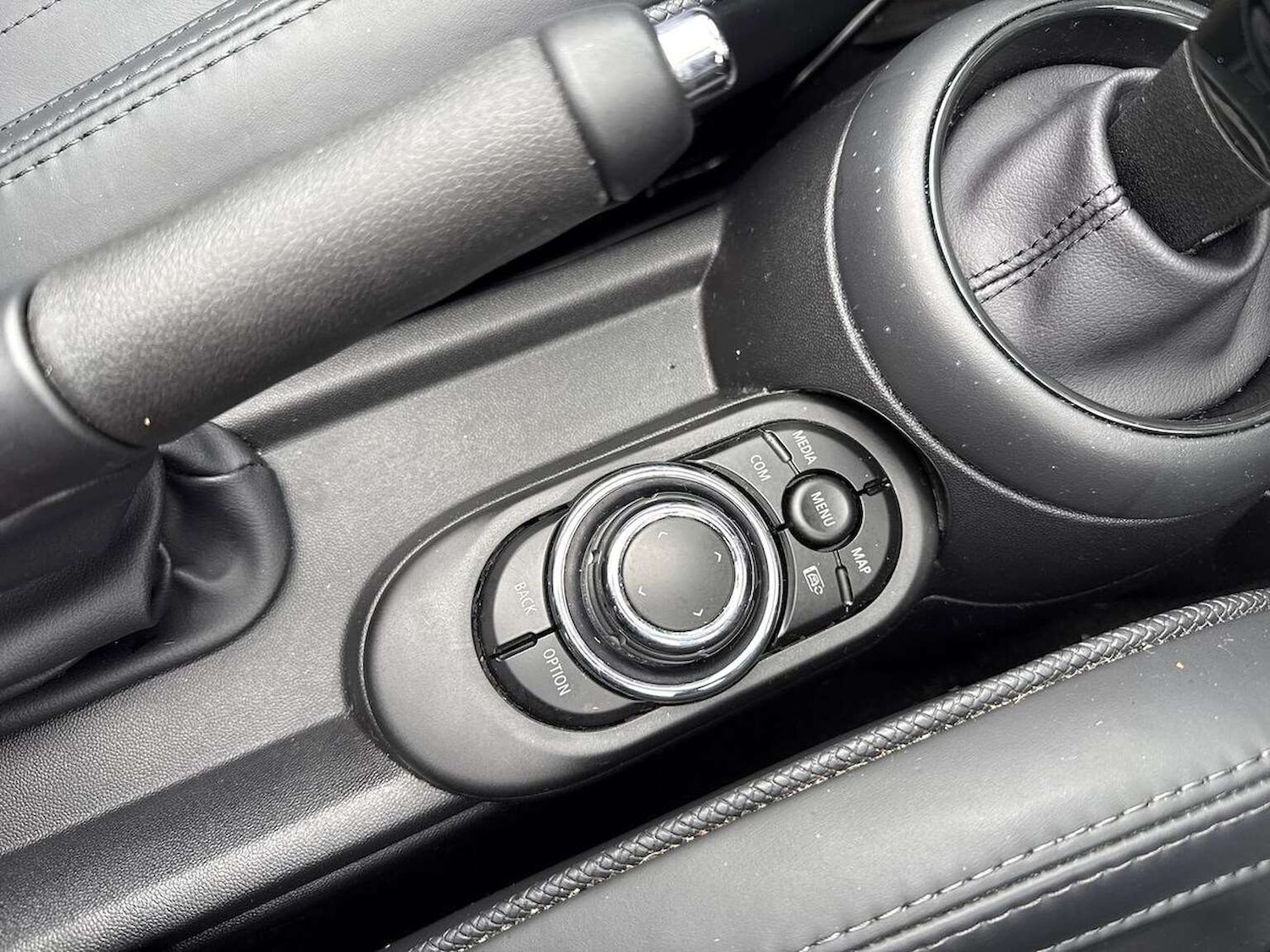 Used MINI Convertible 2022 for sale - 76596260: Photo 22