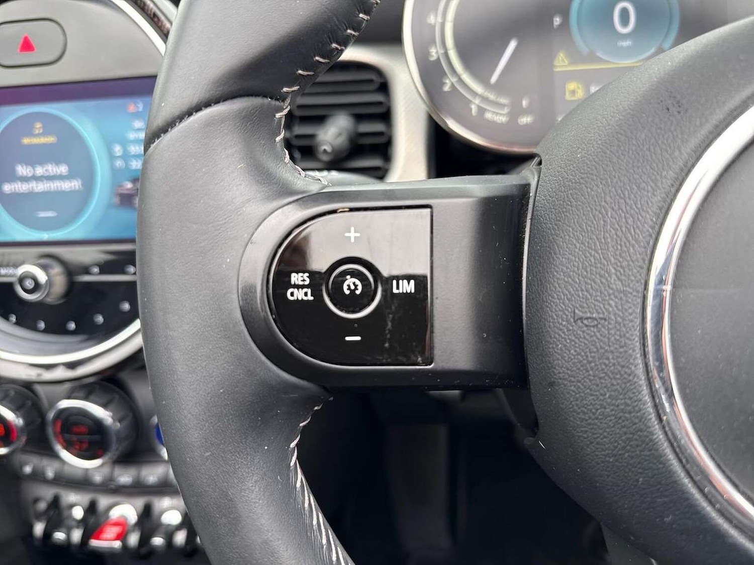 Used MINI Convertible 2022 for sale - 76596260: Photo 25