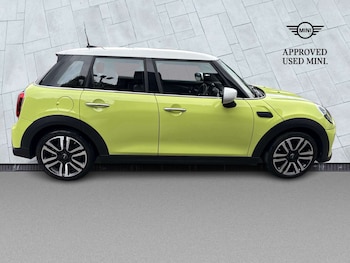 Used MINI Hatch 2023 for sale - 78534844: Photo