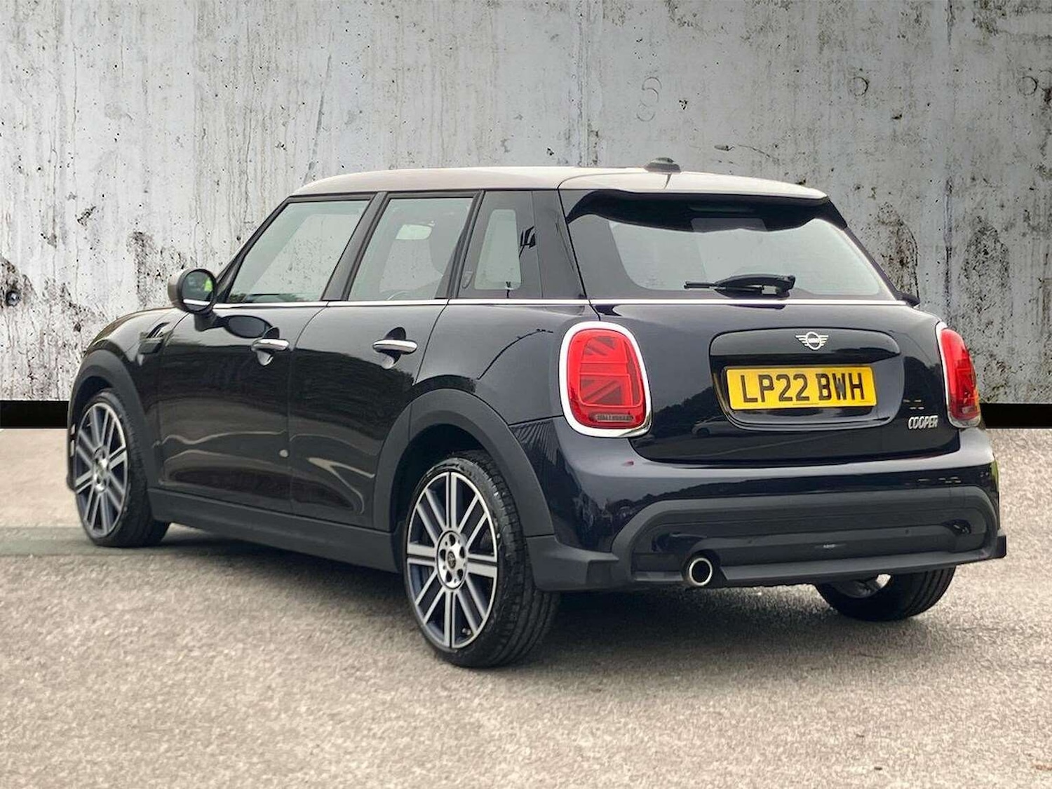 Used MINI Hatch 2022 for sale - 76596431: Photo 2