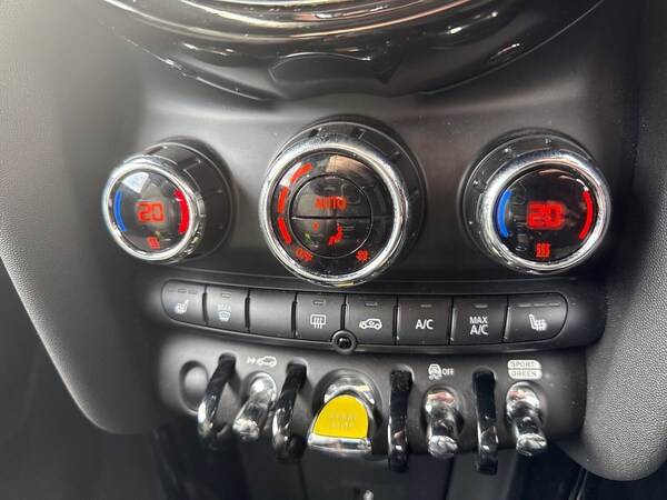 Used MINI Hatch 2021 for sale - 76128945: Photo 13