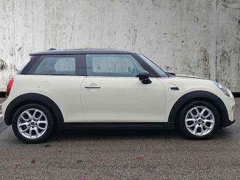 Used MINI Hatch 2018 for sale - 76504926: Photo