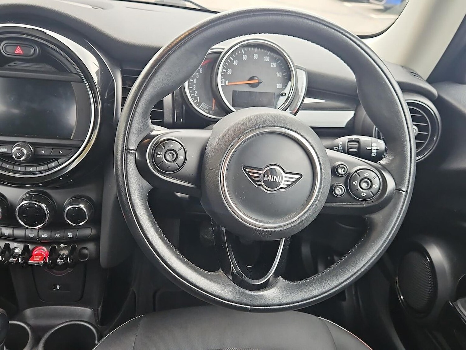 Used MINI Hatch 2018 for sale - 76504926: Photo 9