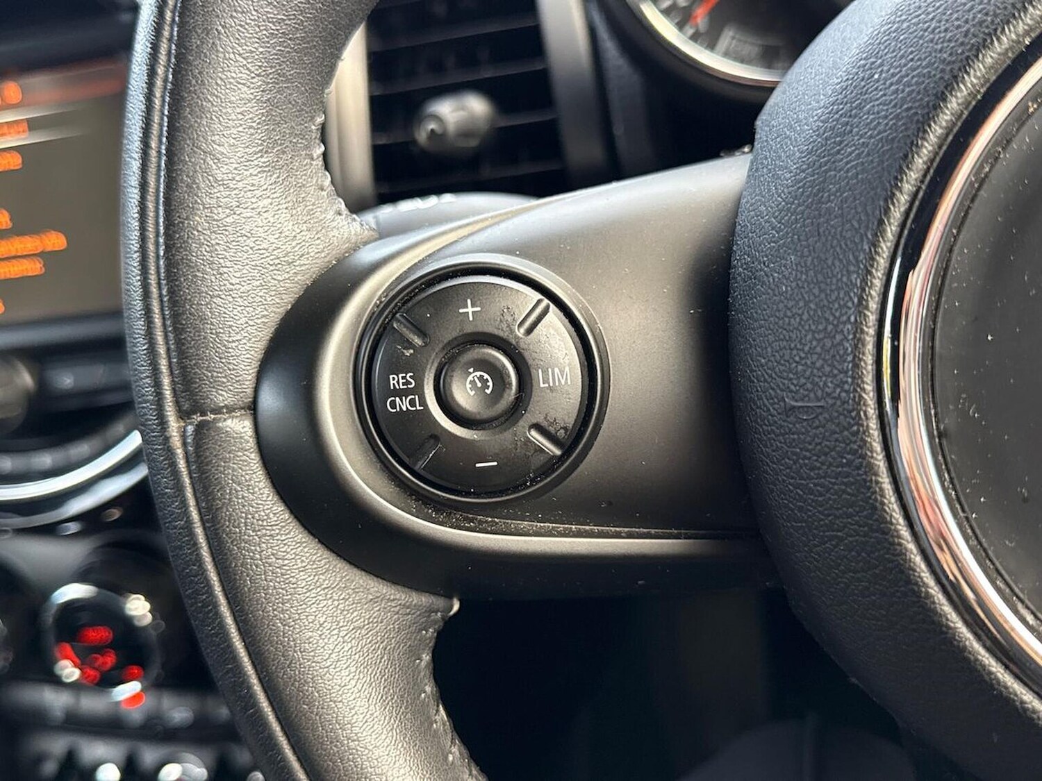 Used MINI Convertible 2017 for sale - 76387212: Photo 25