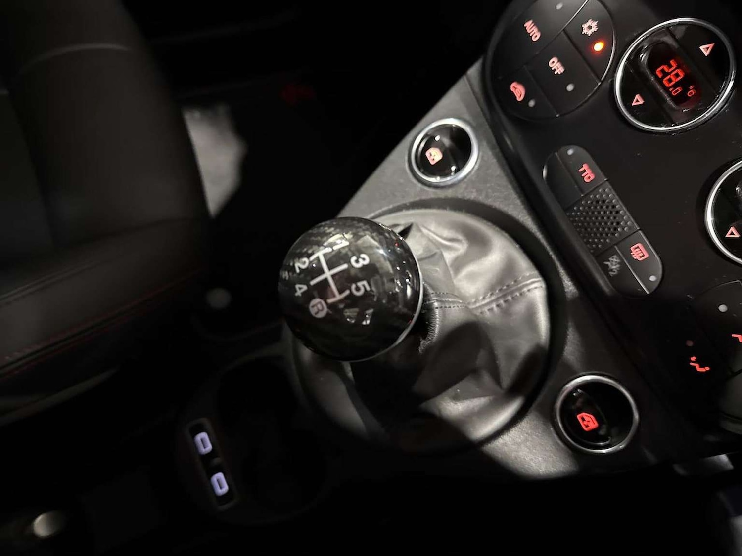 Used Abarth 695 2022 for sale - 76643585: Photo 23