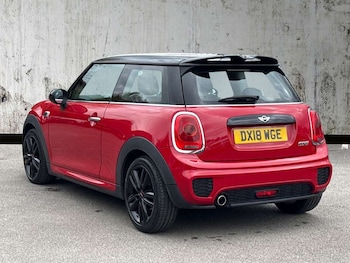 Used MINI Hatch 2018 for sale - 78267321: Photo