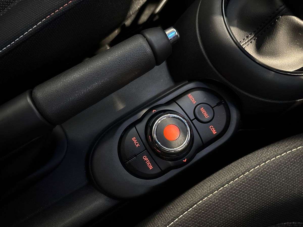 Used MINI Hatch 2019 for sale - 78131776: Photo 21